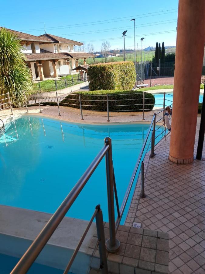 La Casa Di Mery Desenzano del Garda Bagian luar foto