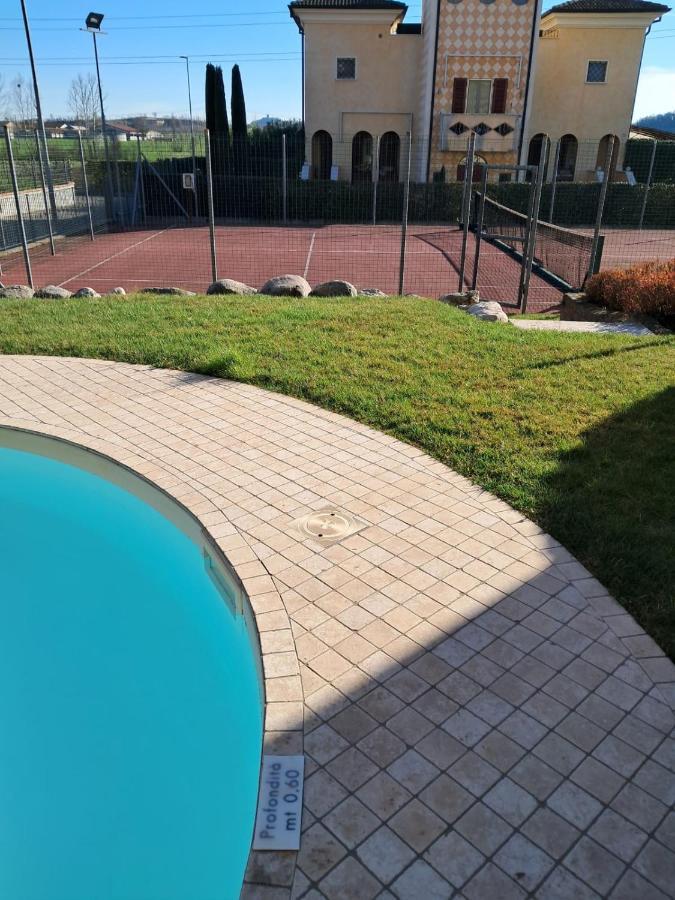 La Casa Di Mery Desenzano del Garda Bagian luar foto