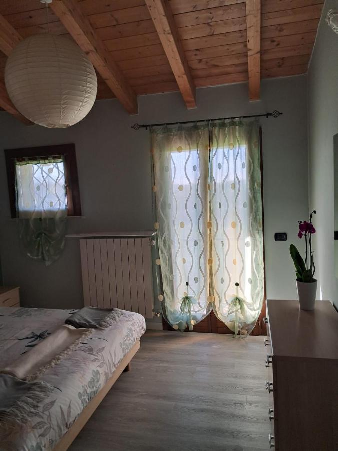La Casa Di Mery Desenzano del Garda Bagian luar foto