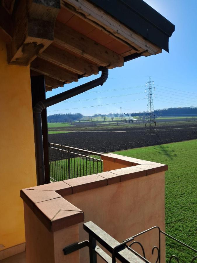 La Casa Di Mery Desenzano del Garda Bagian luar foto